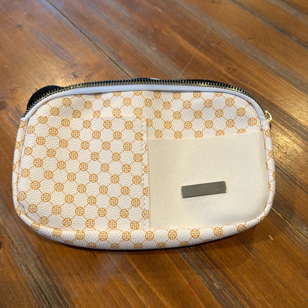 Belt Bag NWOT
